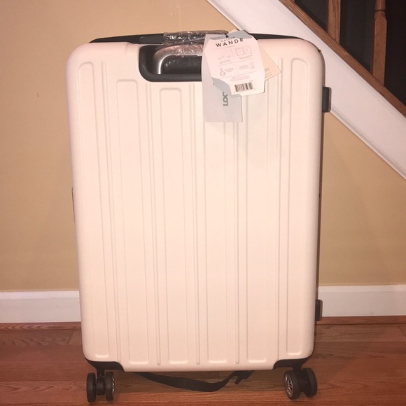 calpak wandr luggage review